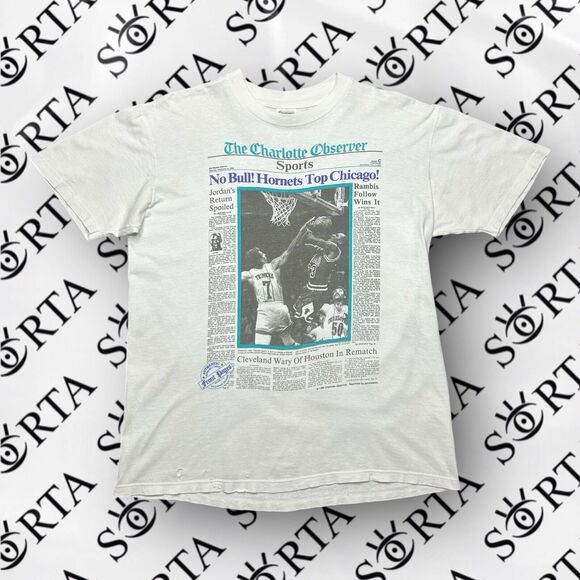 VTG 1988 The Charlotte Observer NBA Hornets Bulls Newspaper Print Shirt (L) RARE - Picture 1 of 14